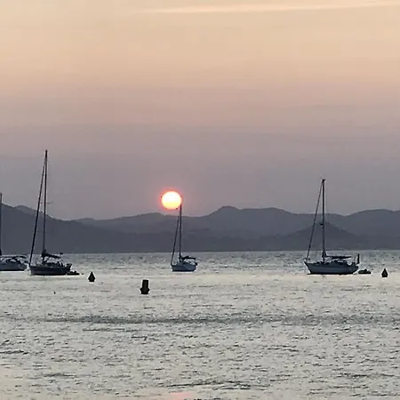 Catamaran&special Events Hotel en barco Cannes